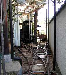 作業所への分岐